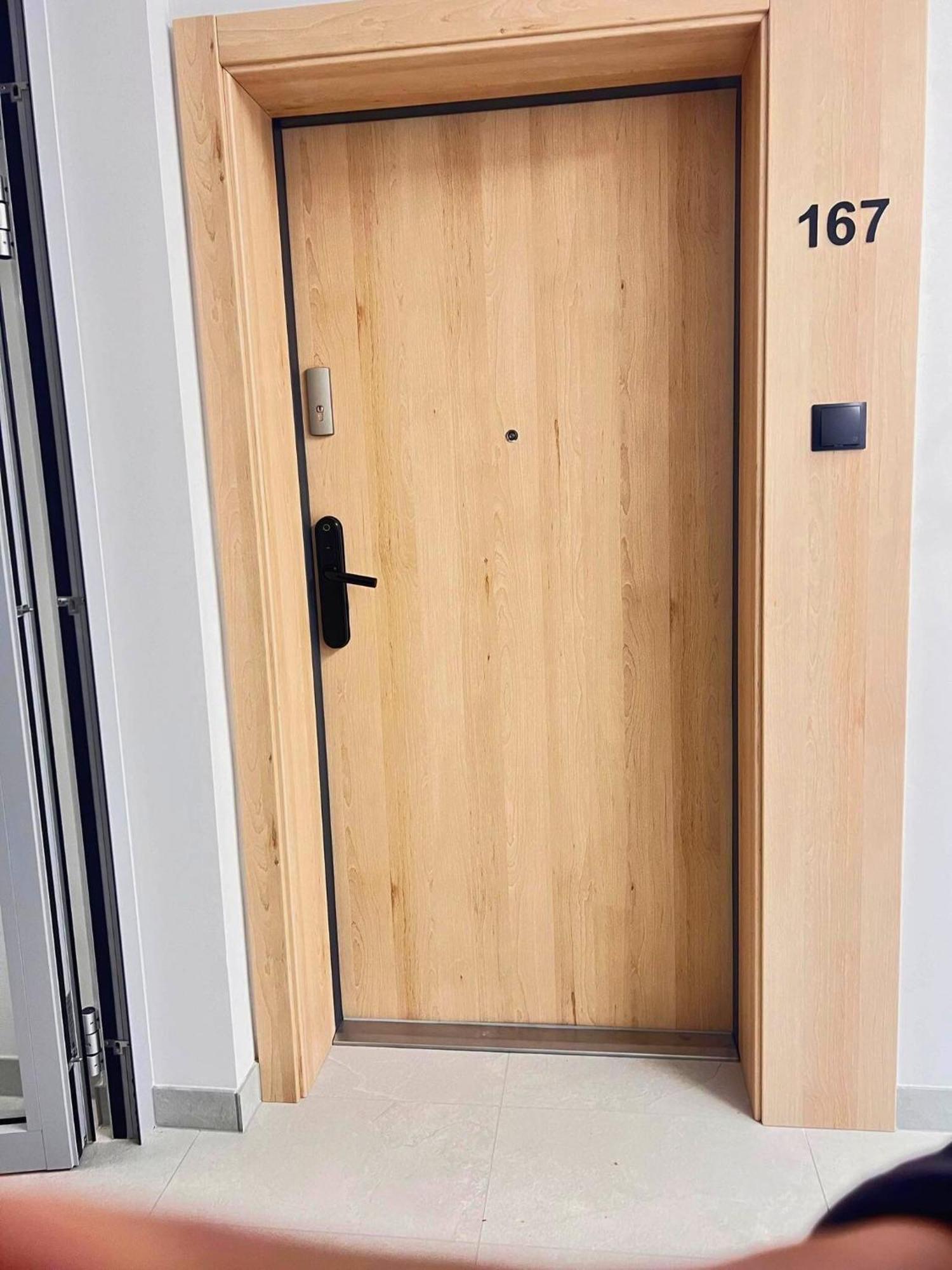 Apartament Purple بوزنان المظهر الخارجي الصورة