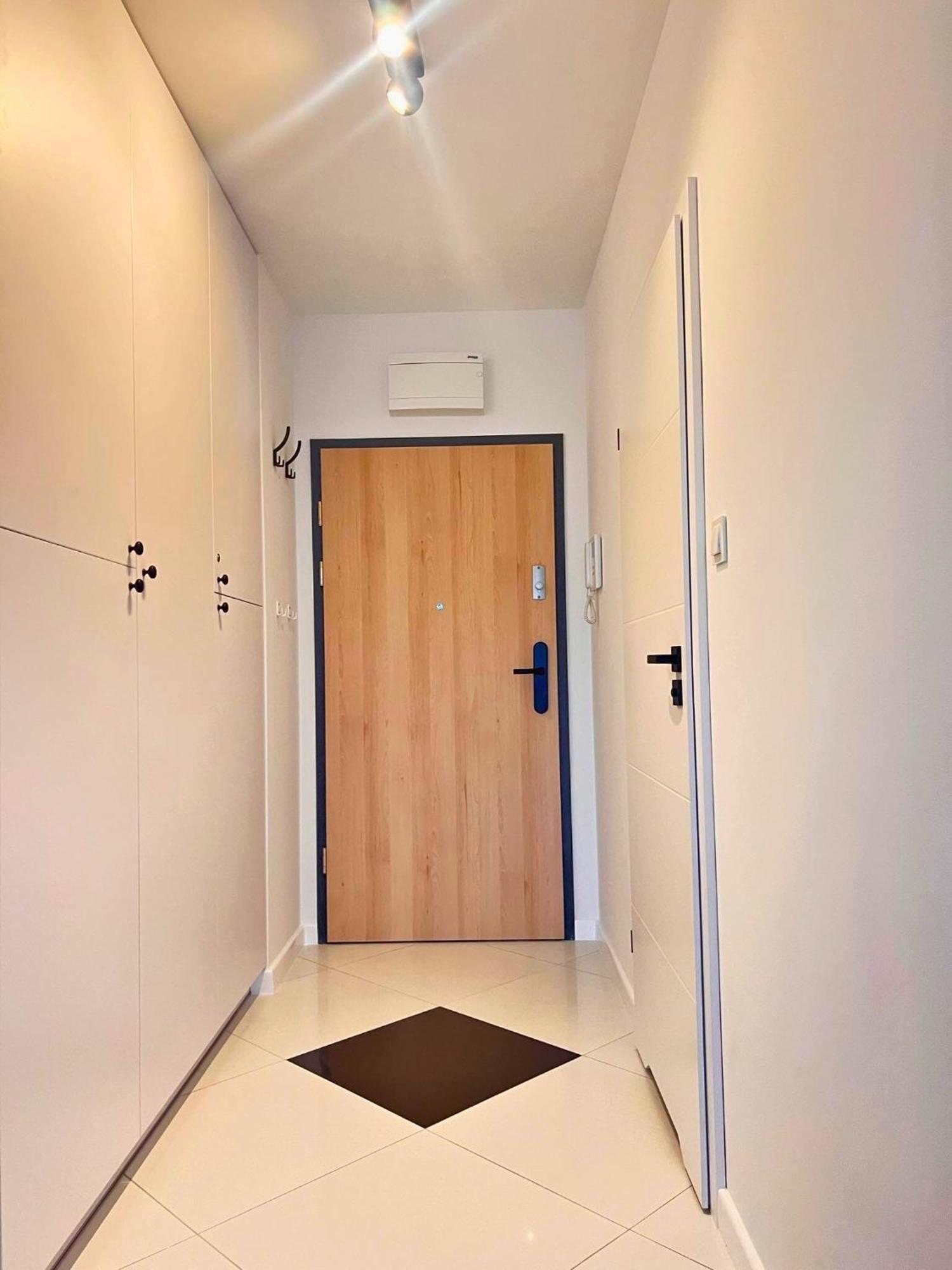 Apartament Purple بوزنان المظهر الخارجي الصورة